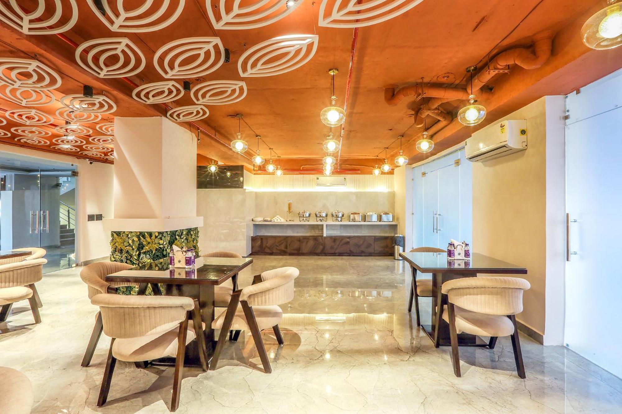 Hotel Green Lotus Luxe غورغاون المظهر الخارجي الصورة