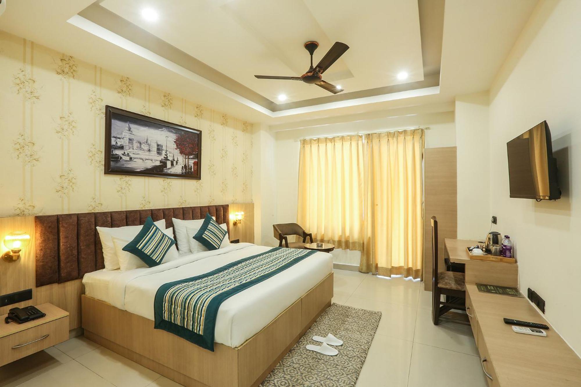 Hotel Green Lotus Luxe غورغاون المظهر الخارجي الصورة