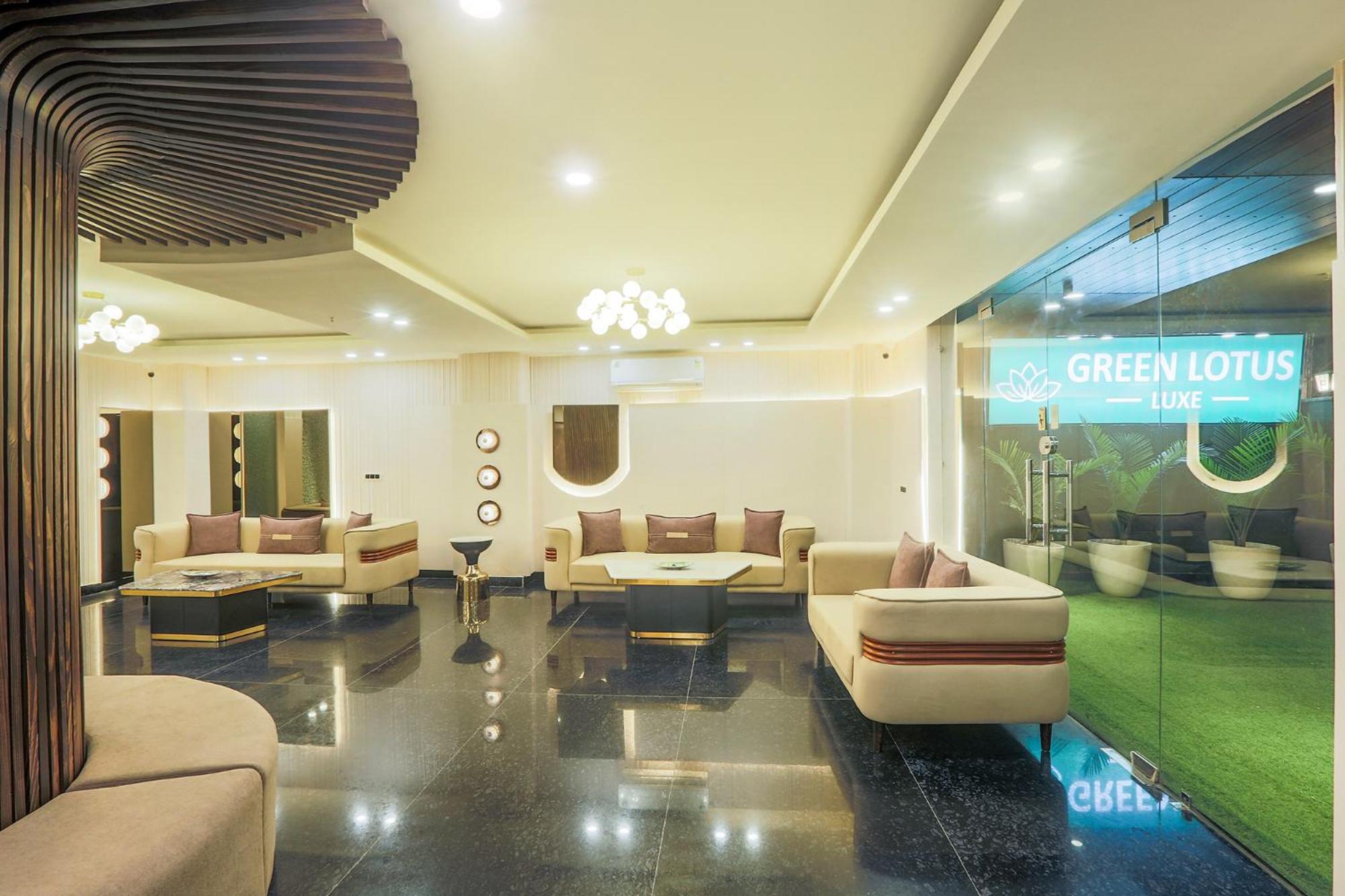 Hotel Green Lotus Luxe غورغاون المظهر الخارجي الصورة